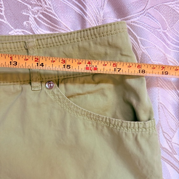 GERRY WEBER Women's Straight Leg Green Slightly Cropped Jeans - Size XL - Picture 4 of 10